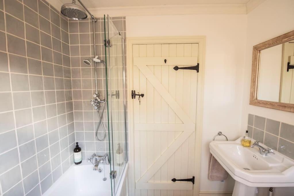 Lilly Hall Hopkiln - Exceptional 3 Bed Cottage In Ledbury Herefordshire Exterior foto